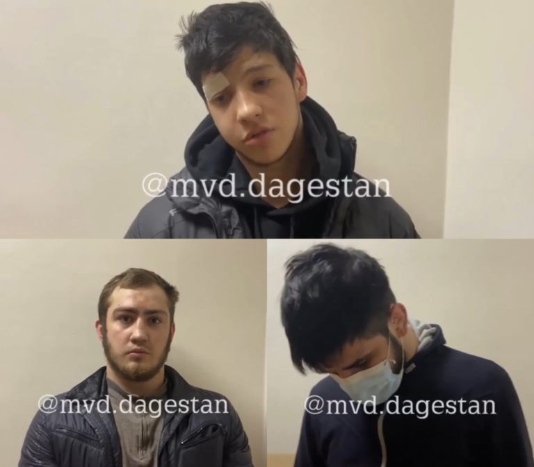 Троих молодых людей задержали в Махачкале за вымогательство