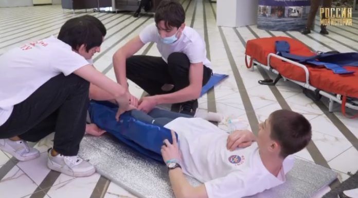 63AA2EEB-1D08-4D5A-8D88-938BDDCFE4AF