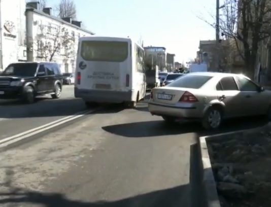 На участке реконструкции в центре Махачкалы изменили правила парковки