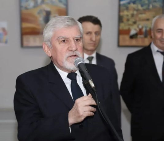 Хан Баширов награжден почетным знаком Миннаца Дагестана