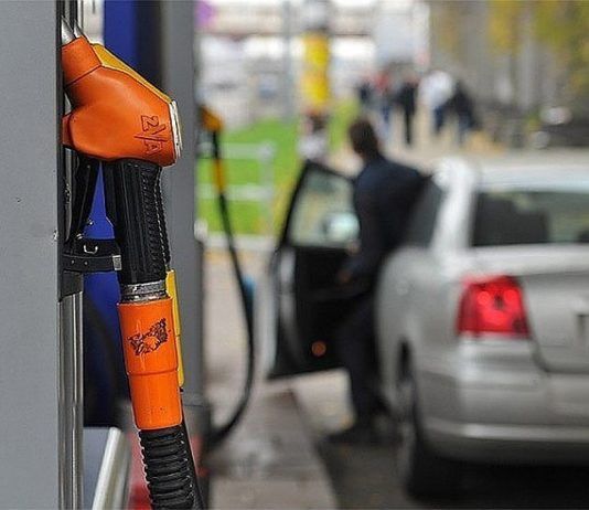 АЗС выделили поликлиникам Махачкалы 5 тыс. литров бензина