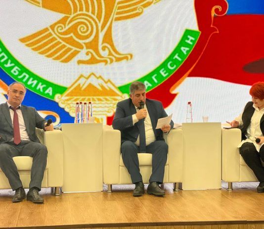 В Махачкале прошел форум учителей года «Педагогический PROстор»