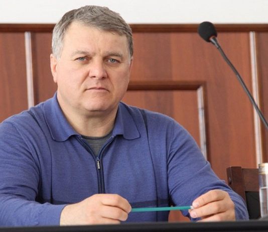 Казанби Казанбиев покинул пост заместителя мэра