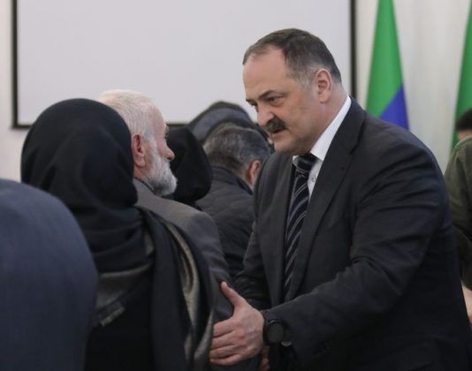 В Махачкале состоялась встреча Сергея Меликова с родственниками погибших на Украине дагестанцев