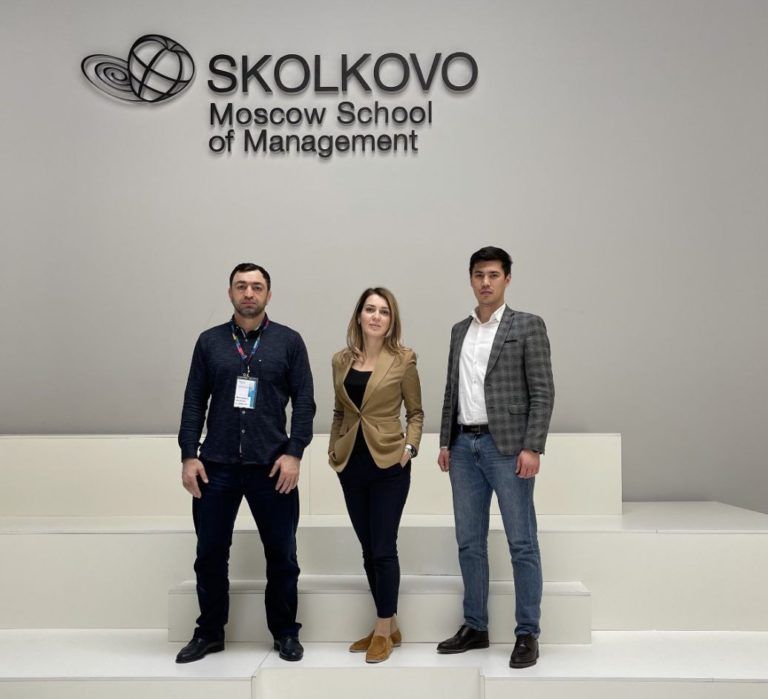 Команда мэрии Махачкалы проходит модуль в Московской школе управления «Сколково»