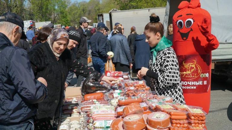В Махачкале вновь развернулась сельхозярмарка