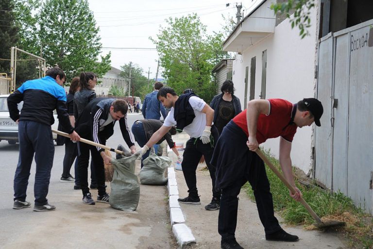 В Махачкале проведут два общегородских субботника