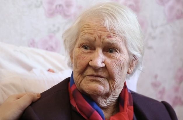 2661CF1F-95B1-4370-A55B-38DBAF9E5A2E