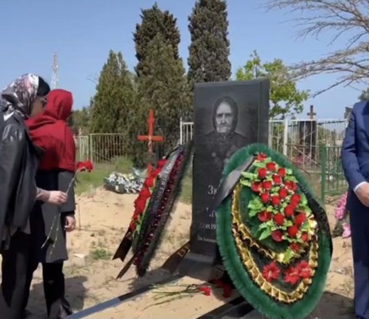 Мэр города за свой счет установил памятник ветерану войны