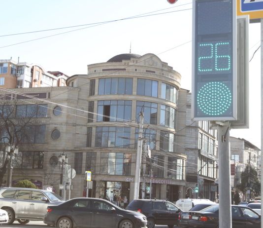 В Махачкале увеличили пропускную способность дорог на проспектах Петра I и Гамзатова