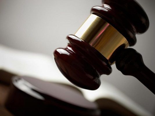 Бывший следователь махачкалинского УМВД пойдет под суд за взятку