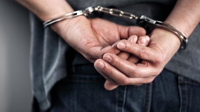 В Махачкале задержали буйного посетителя ресторана