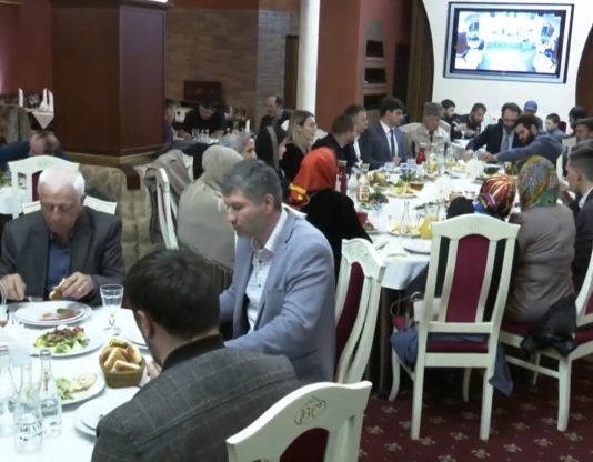 Мэрия Махачкалы организовала ифтар для педагогов