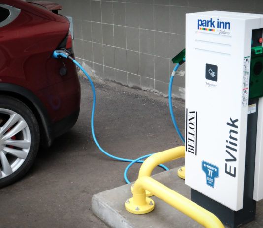 В Махачкале запустят пилотную зарядную станцию для электромобилей