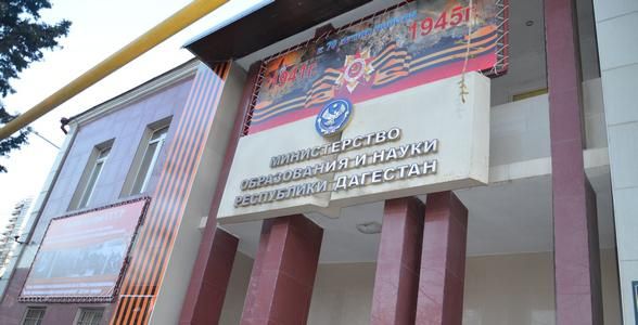 CEEBAFB6-9E83-490A-8CB5-CDFC165F33A5