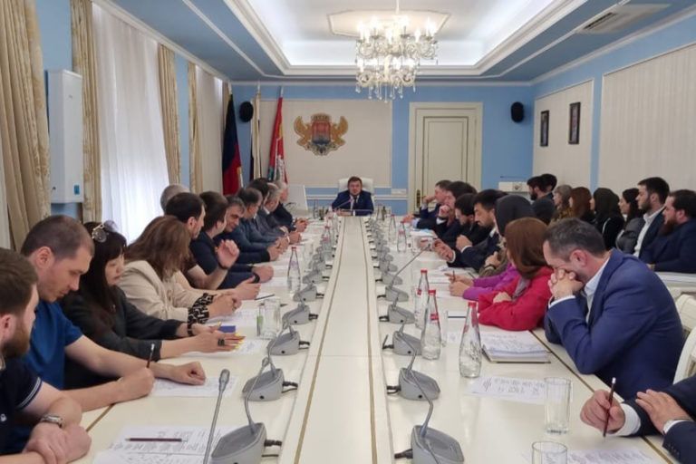 Мэр Махачкалы встретился с предпринимателями