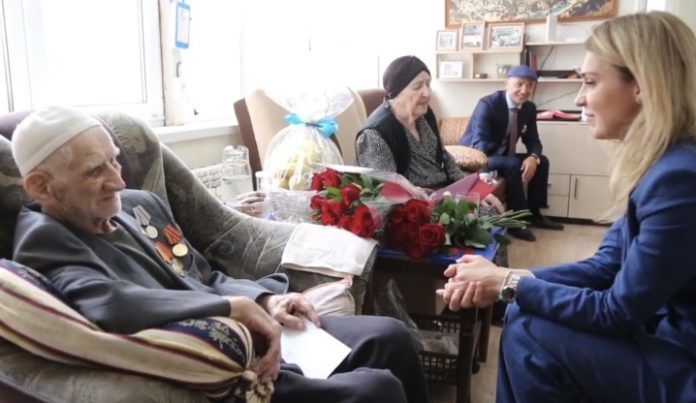 39168B9F-F70C-4C3E-9077-38E18E531A59