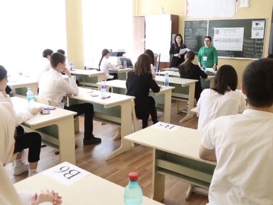 Салман Дадаев: В пунктах проведения ЕГЭ в Махачкале обеспечены безопасные условия