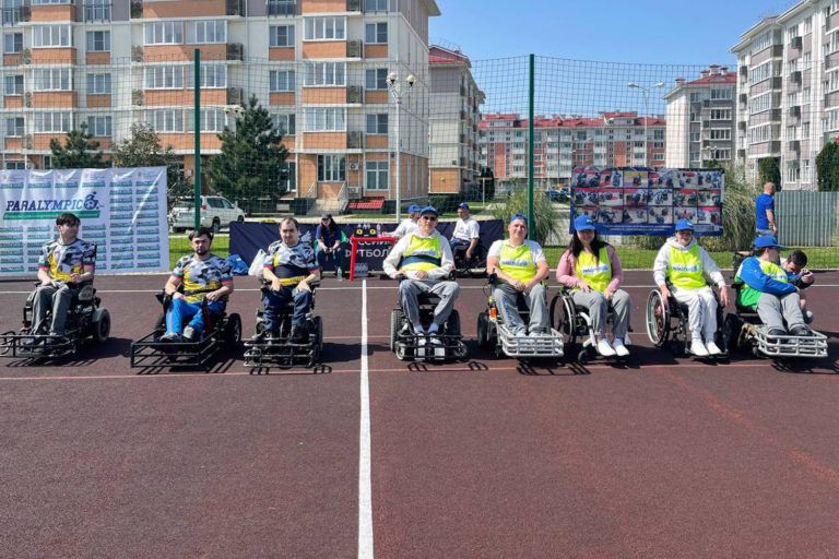 В Дагестане развивают футбол на электроколясках