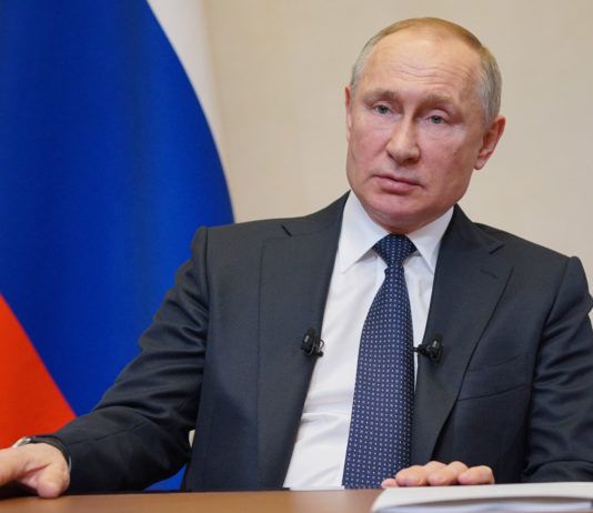 Путин поздравил российских мусульман с Уразой-байрам