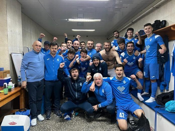 DE9FFB66-008E-4268-AED2-D737B0751A82