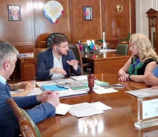 Мэр Махачкалы провел рабочую встречу с министром культуры РД