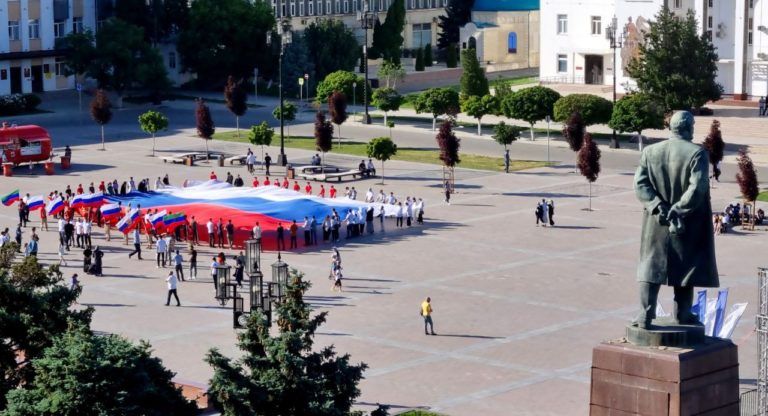 Махачкала отметила День России праздничными мероприятиями на 18 локациях