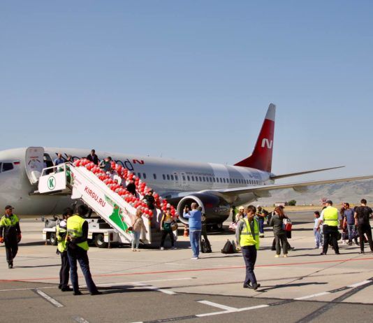 В аэропорту Махачкалы приземлился первый авиарейс из Уфы