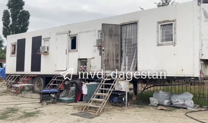 A4F16598-9192-43E2-A6E7-63536459A0A0