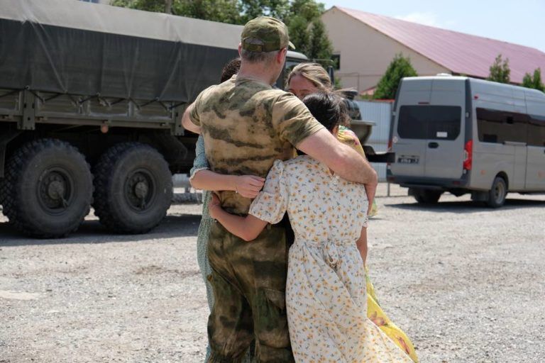 В Махачкале встретили росгвардейцев, вернувшихся со спецоперации на Украине