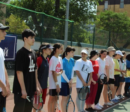 В Махачкале стартовал турнир памяти Фазу Алиевой