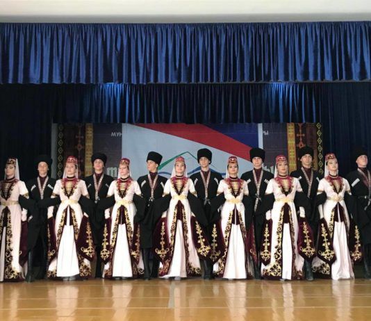 В Махачкале завершился фестиваль фольклора и традиционной культуры «Кавказ – единая семья»