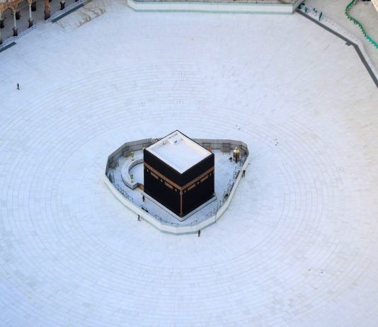 Сколько раз Пророк Мухаммад (мир ему и благословение Всевышнего) совершал хадж и умру?