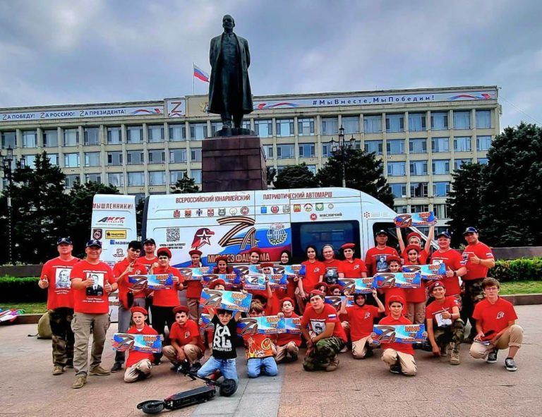 В Махачкале стартовал патриотический автомарш «Юнармия – Za Мир без фашизма»