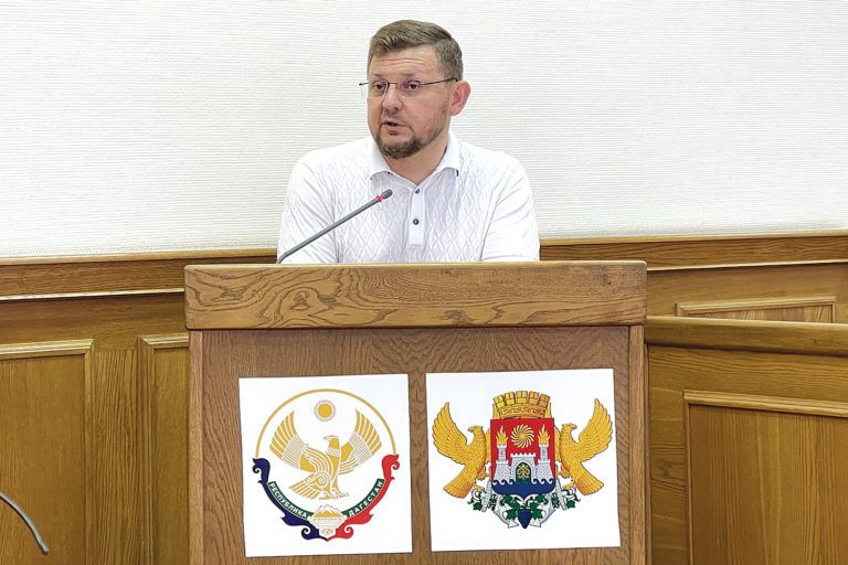 Салман Дадаев отчитался о работе мэрии Махачкалы