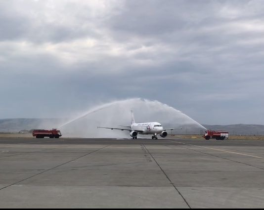 В аэропорту Махачкалы приземлился первый рейс летней чартерной программы в Дагестан