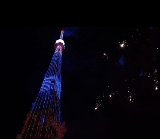 В Махачкале запустили подсветку телебашни из более чем 16 тыс. цветов