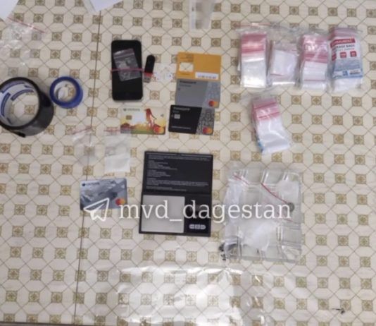 Супружескую пару задержали в Махачкале за сбыт наркотиков