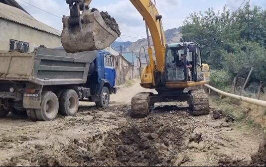 В махачкалинском поселке Ленинкент завершается строительство ливневой канализации