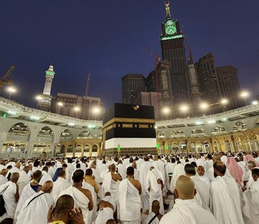 Саудовская Аравия начала прием заявок на малый хадж