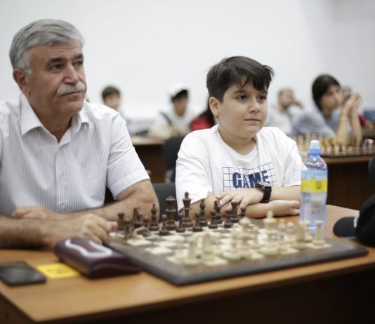 В Махачкале стартовал чемпионат Дагестана по шахматам
