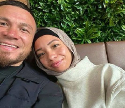 Известный боксер пришел в восторг, увидев свою жену в хиджабе