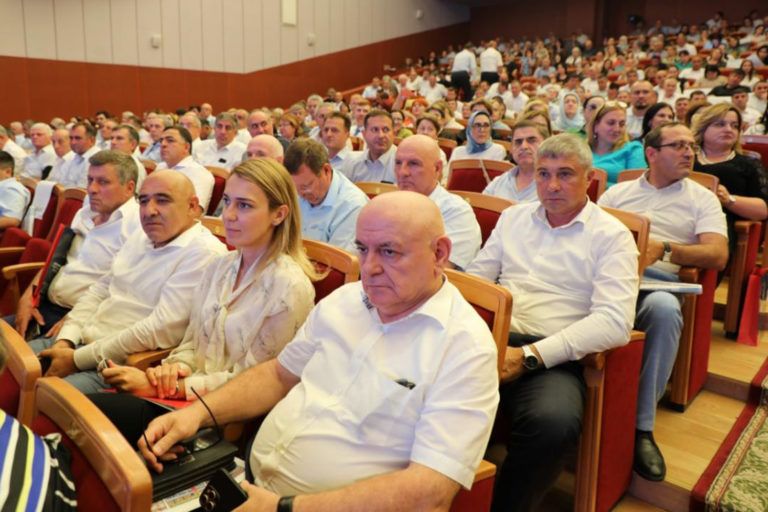 В Махачкале состоялась Августовская конференция педагогов столицы