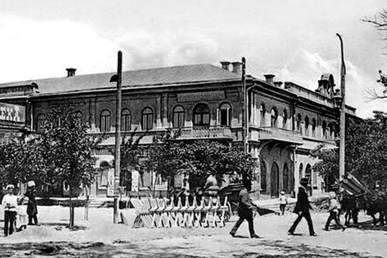 От провинции к столице