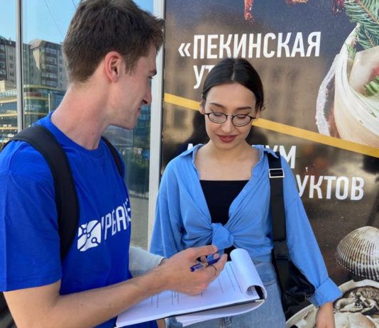 В Махачкале опросили водителей и пешеходов