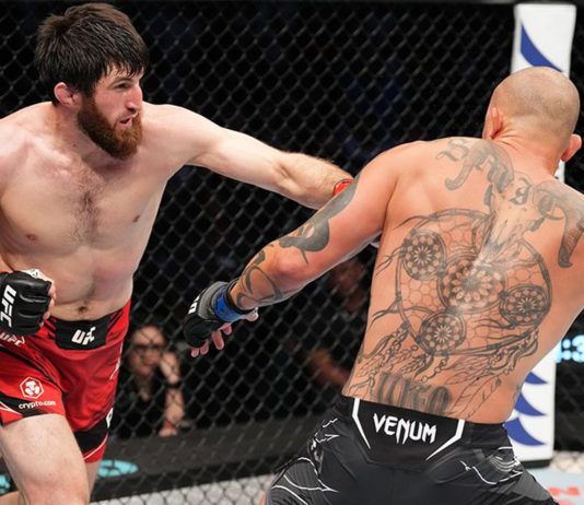 Магомед Анкалаев выиграл девятый подряд бой UFC