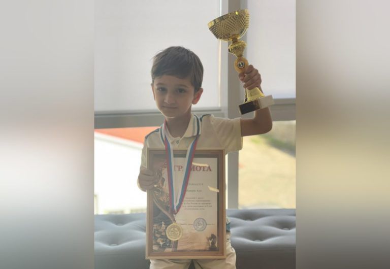 7-летний махачкалинец победил на Кубке России по шахматам