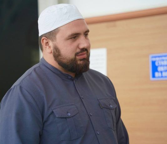 В центральной джума-мечети Махачкалы назначен новый имам