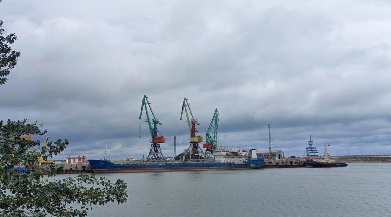 У Махачкалинского порта появилась своя судоходная компания