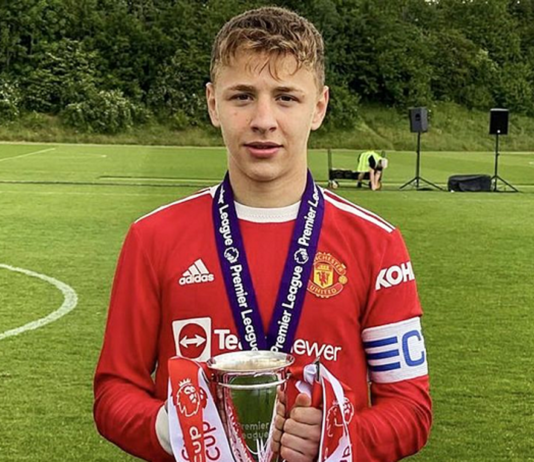 Дагестанец подписал контракт с «Манчестер Юнайтед»